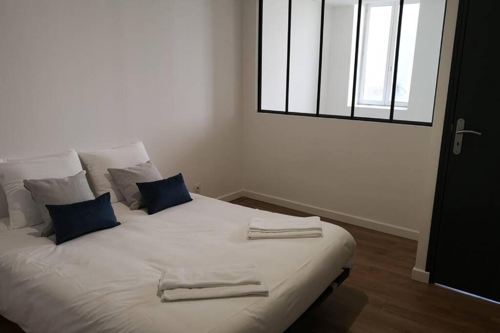 Le Duplex Des Quais Lägenhet Blois Exteriör bild